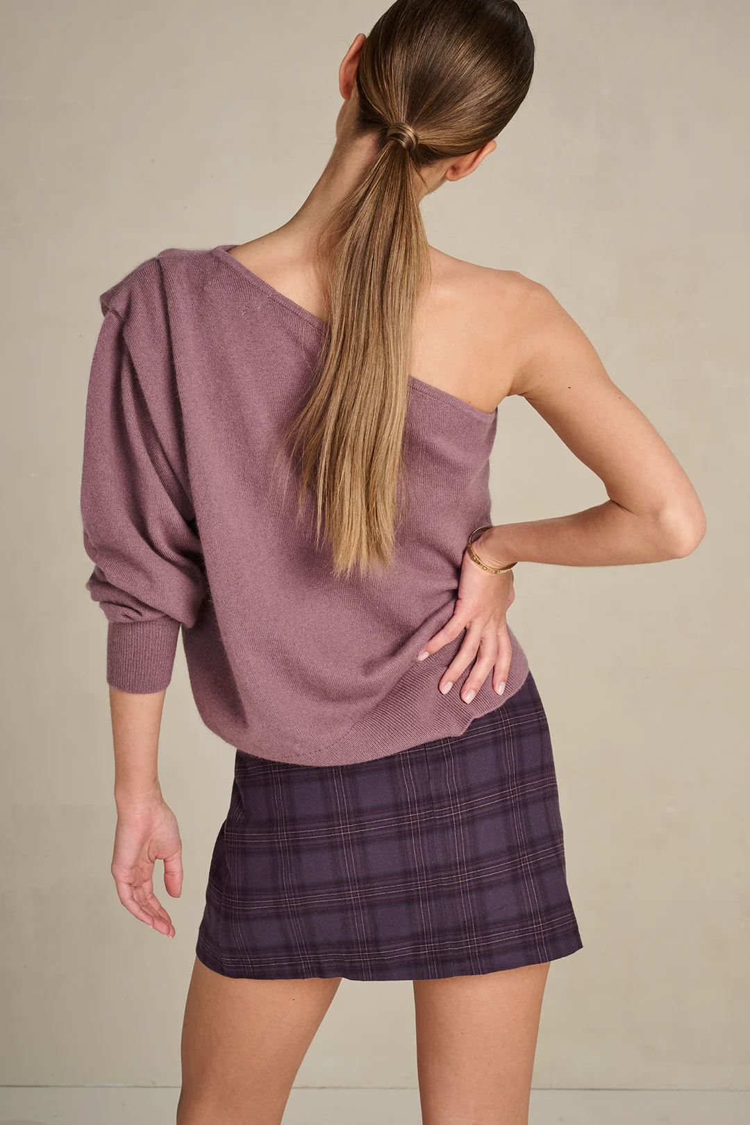 March23_Pull_Alegra_PalePlum_Skirt_Camilla_PalePlum_2-34779