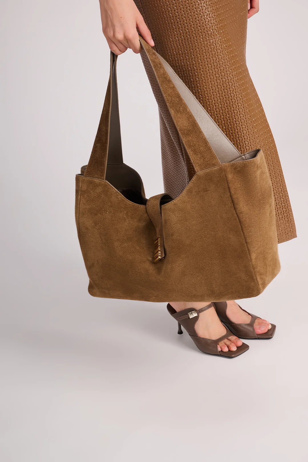 bag_pippa_brandy_suede.webp
