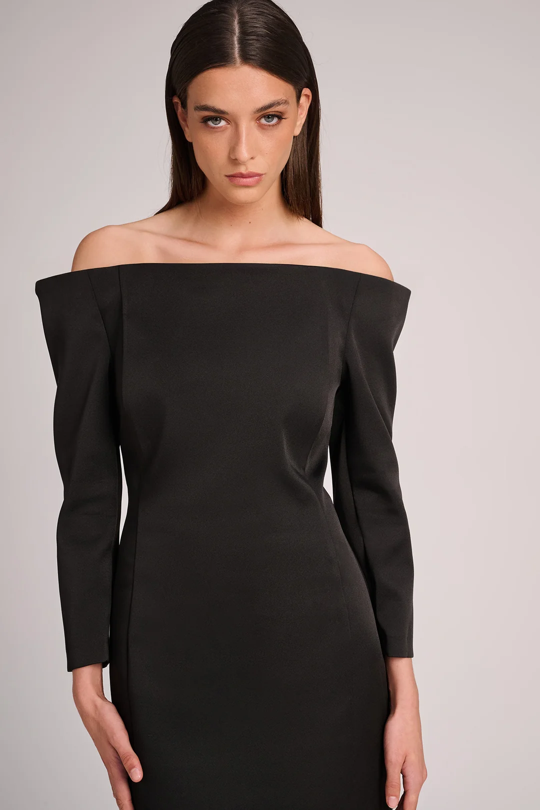 dress_signapore_black_march23_4.webp