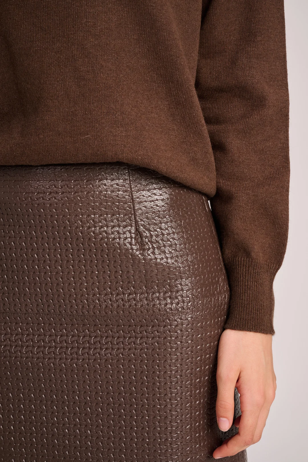 pull_anna_vison_skirt_seattle_vison_march23_-38062.webp