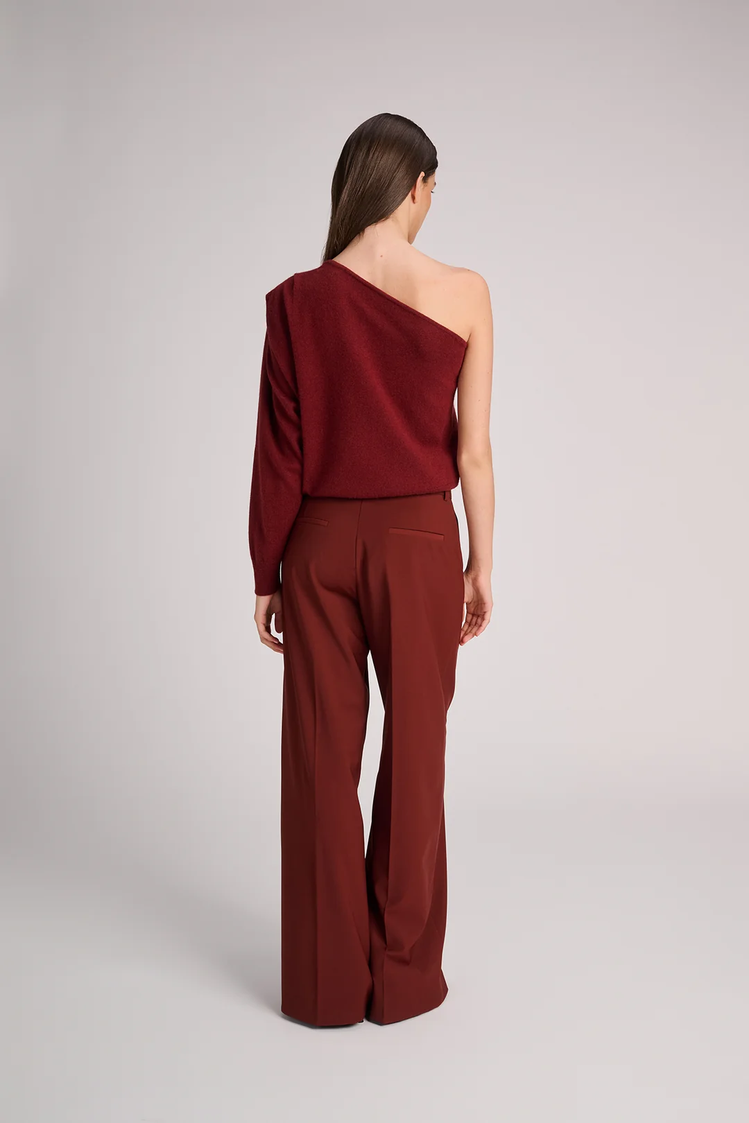 pull_milan_rust_trousers_edith_rust_-37901.webp
